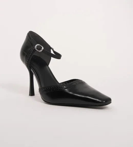 Maude Mary Jane Pump